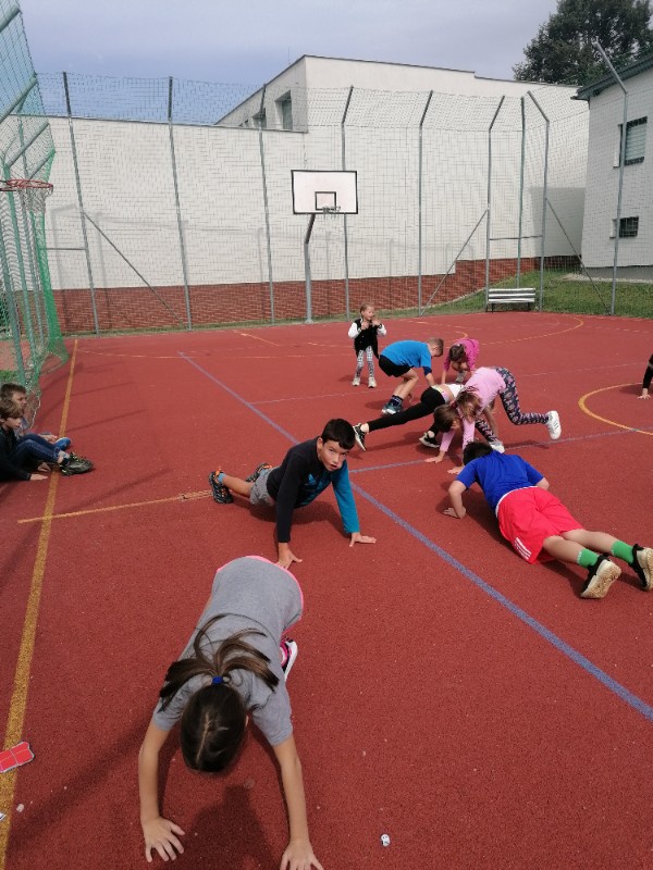 Týden basketbalu na školách