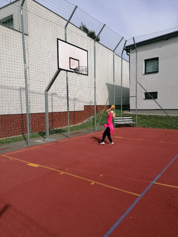 Týden basketbalu na školách