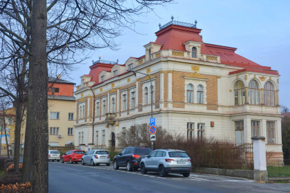 obrázek k aktualitě Zastupitelé odsouhlasili podmínky pro budoucí prodej vily Klára