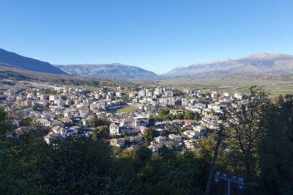 město Gjirokastër